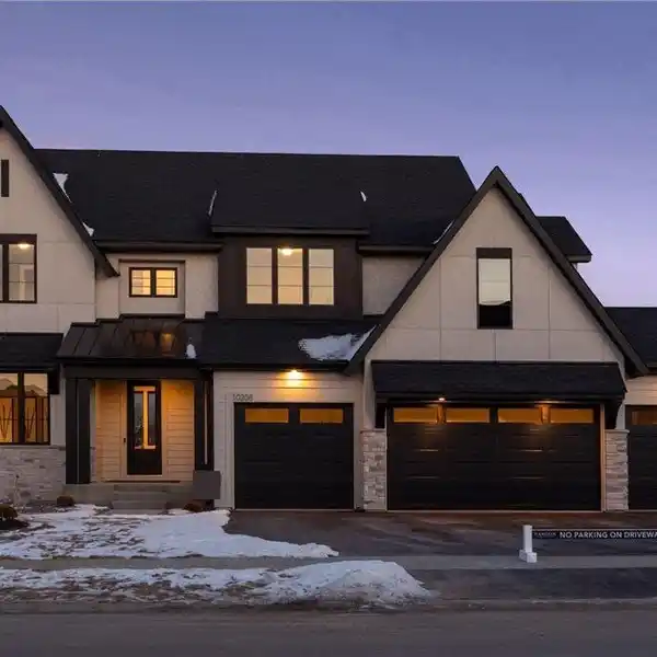 LUXURY NEW BUILD WITH SPORT COURT & DESIGNER FINISHES