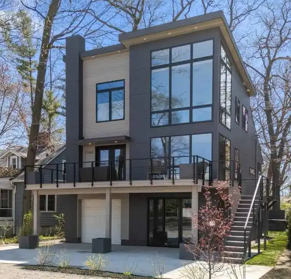 MAGNIFICENT MODERN COASTAL RETREAT