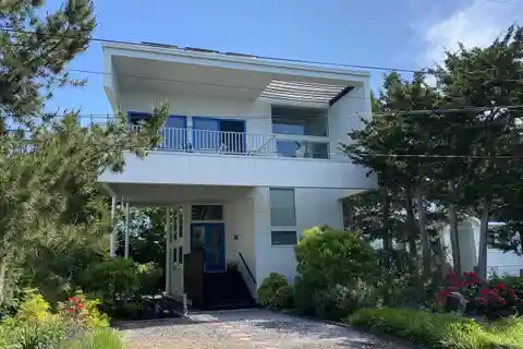 Coastal Home with Beautiful Views