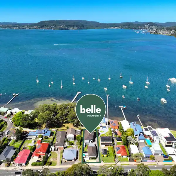 TRULY SPECTACULAR WATER'S EDGE PROPERTY