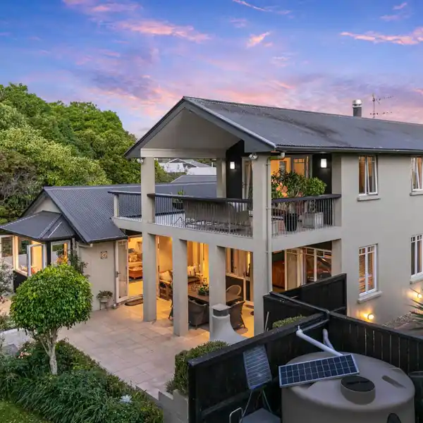 EUROPEAN ELEGANCE IN OLD GREENHITHE