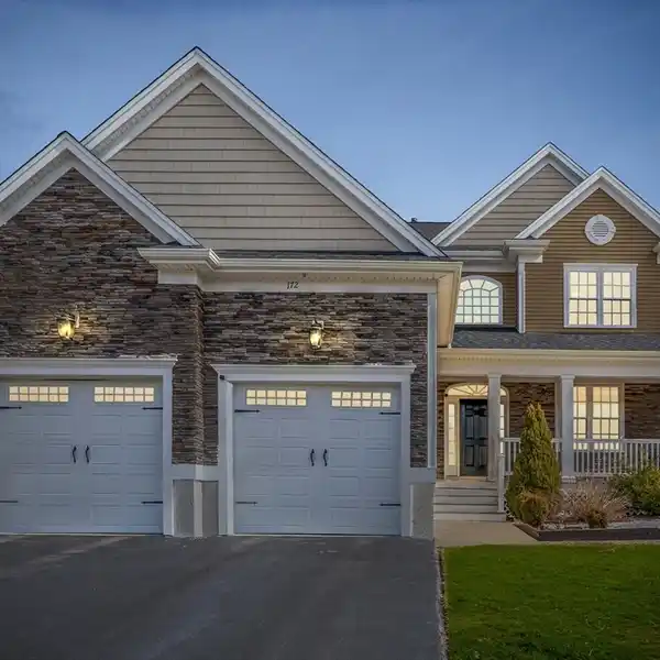 NEARLY NEW COLONIAL HOME IN A PEACEFUL SETTING