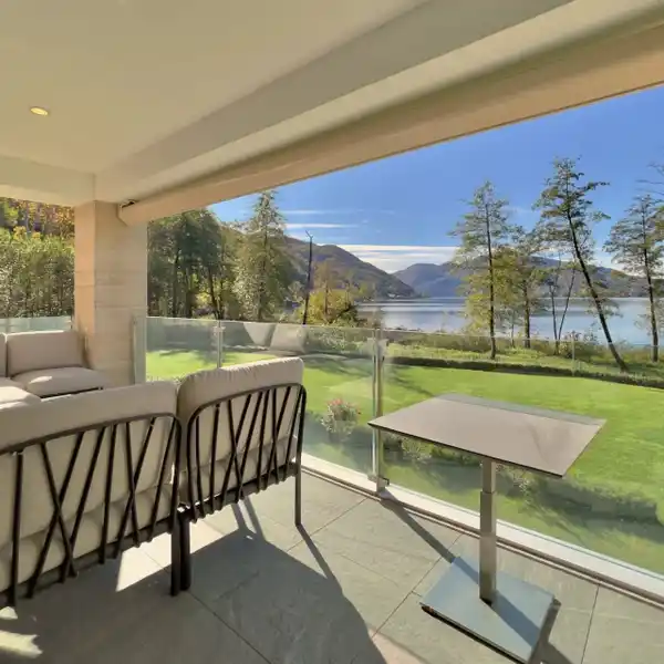 SOUTHWEST-FACING GEM WITH STUNNING LAKE VIEWS