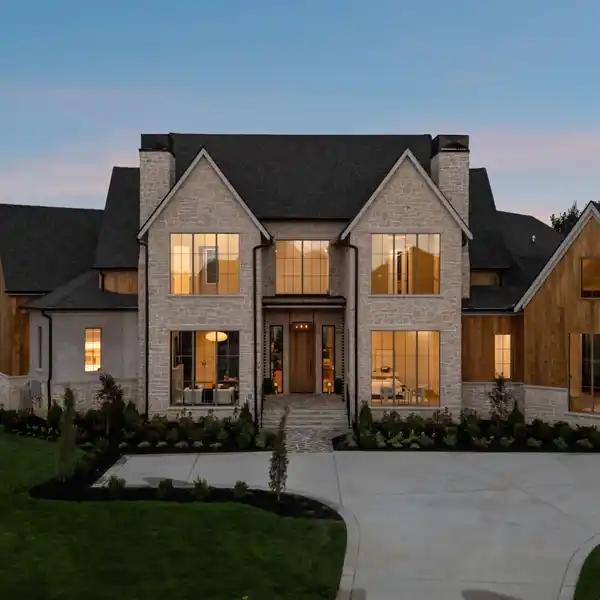 MAGNIFICENT NEW HOME IN PRESTIGIOUS PRIMM FARM