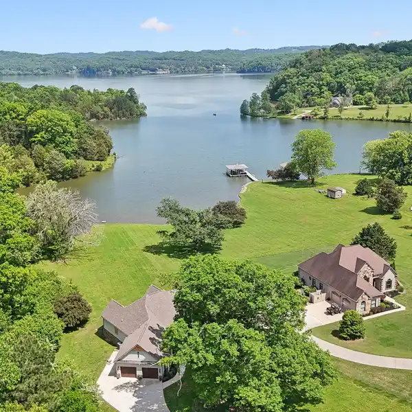 THE PERFECT BLEND OF LUXURY AND TRANQUILITY