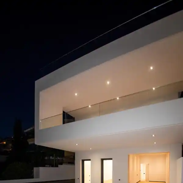 LUXURY DETACHED HOUSE WITH UNIQUE SEA VIEWS