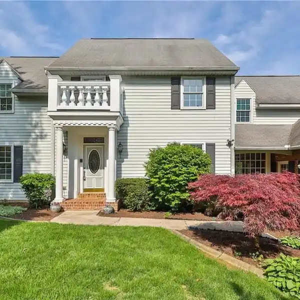 ELEGANT PARKLAND HOME WITH UNIQUE HIDDEN ROOMS