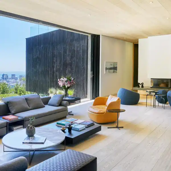 CONTEMPORARY LUXURY MEETS NATURAL SERENITY