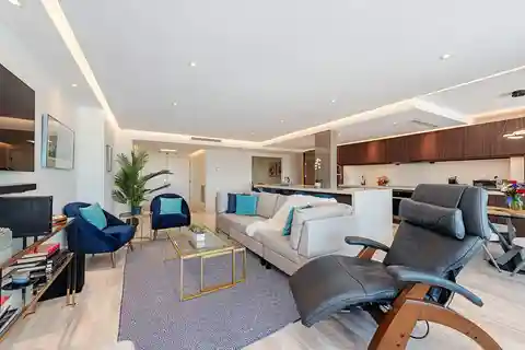 Exquisite Newly Renovated Home in Park Shore