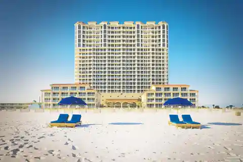 Exquisite Beach Club Condo