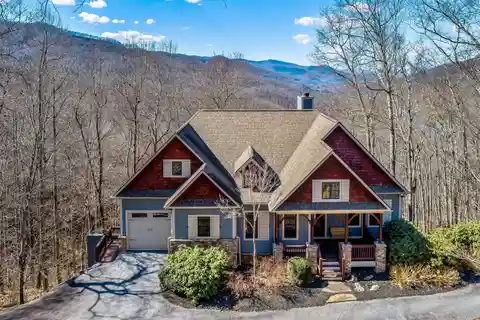 Ideal Mountain Retreat