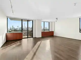 Superb Skyline and Central Park Views
