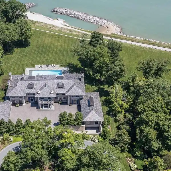 SPECTACULAR LAKE FOREST ESTATE