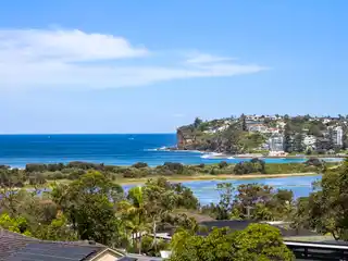 Sweeping Views and Sunlit Living in Collaroy Haven
