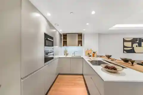 Open Plan Two Bedroom Apartment at Paddington Gardens