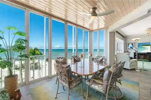Exquisitely Remodeled Beachfront Retreat