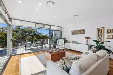 Refined Modern Apartment