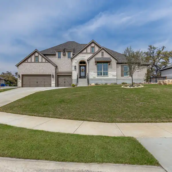 IMMACULATE HOME IN THE PRESTIGIOUS JOHNSON RANCH COMMUNITY