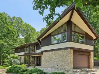 Frank Lloyd Wright-inspired Masterpiece on Nearly Three Acres