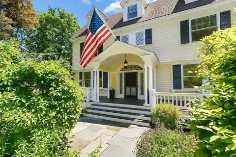 Rare Architectural Gem in Munroe Hill