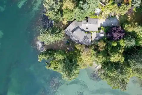 Waterfront Retreat on Galiano Island