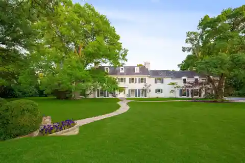 Grand Old World Country Manor Estate