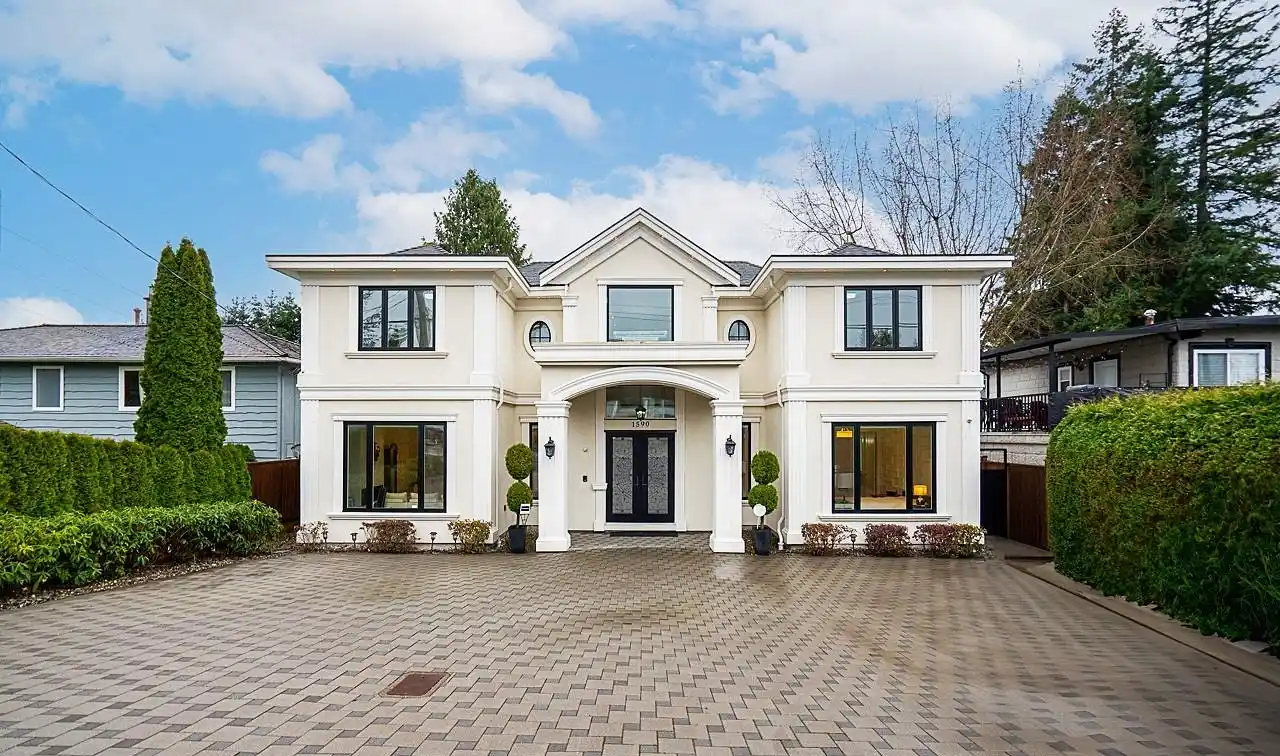 Striking Luxury Home