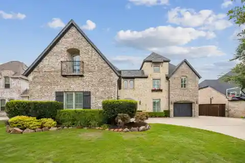 Exceptional Residence in the Heart of Frisco