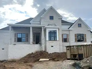 Custom Build in a Brand New Estate Neighborhood