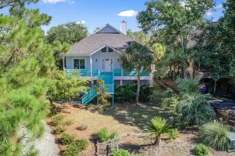Wonderfully Updated Marsh Front Home