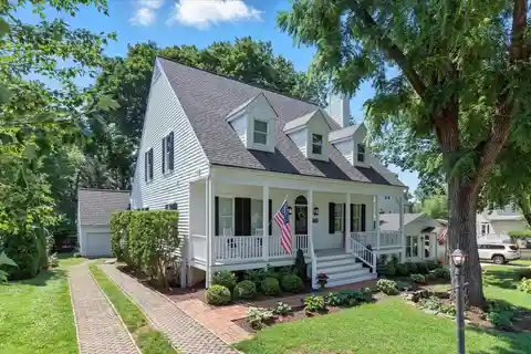 Stylish West Annapolis Residence