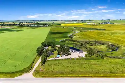 Custom 3000sqft House with Endless Possibilities