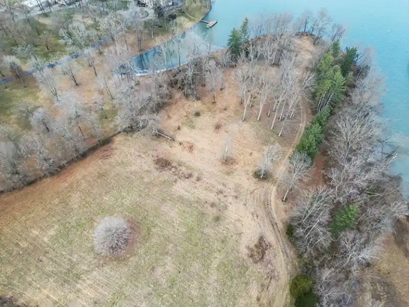 Rare Parcel on Old Hickory Lake