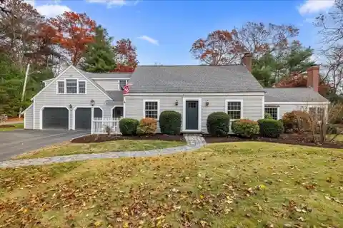 Picture-Perfect Expanded Cape Tucked Away