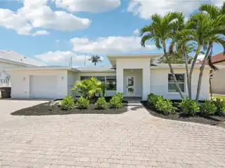 Waterfront Pool Home in Siesta Isles
