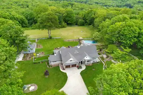 Modern Craftsman Countryside Retreat