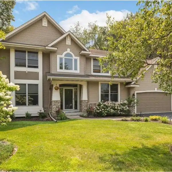 PRIVACY, CONVIENCE, AND EVERYDAY LUXURY