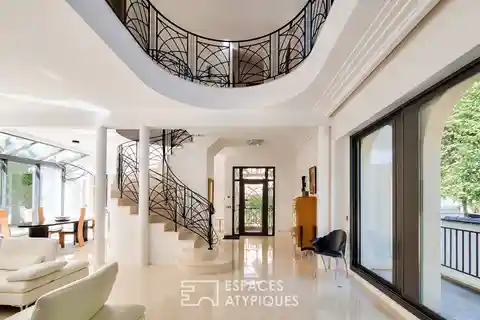 Majestic Villa in Idyllic Setting