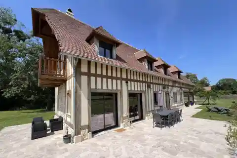 Modern Normand Property with Large Closed Garden