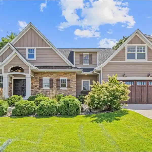 SPECTACULAR FAMILY HOME ON SOUGHT AFTER TURTLE LAKE IN SHOREVIEW, MN