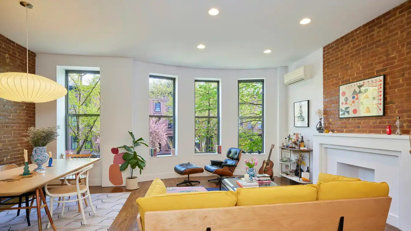 Prewar Charm in Picturesque Carroll Gardens
