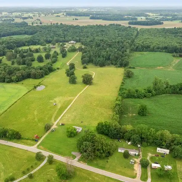 VERSATILE ACREAGE WITH GREAT HOME SITES