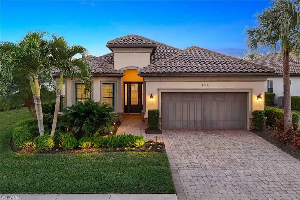 Lovely Home in Prestigious Esplanade Golf and Country Club