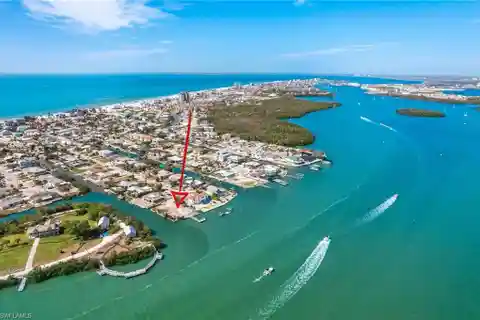 Vacant Bay-Front Lot