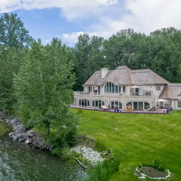 SPECTACULAR HOMESITE ON THE BIGWOOD RIVER