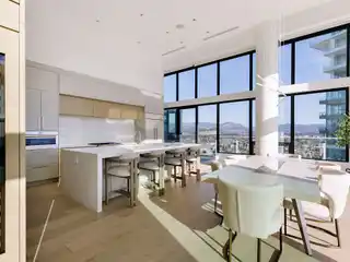 Skyline Luxury Penthouse
