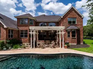 Spacious Home in Regents Hills