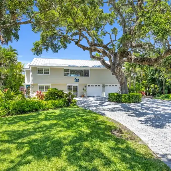 UNIQUE RIVERFRONT HOME