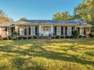 Historic Family Estate with Timeless Countryside Charm