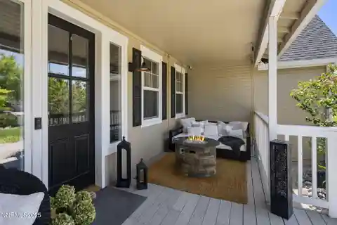 Luxury and Comfort in Wingfield Springs